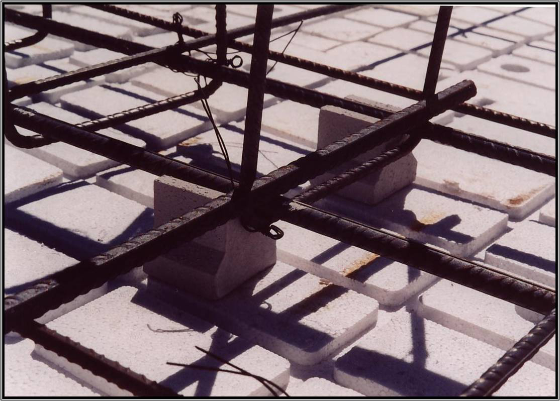 Distanceur en béton pour zones pleines